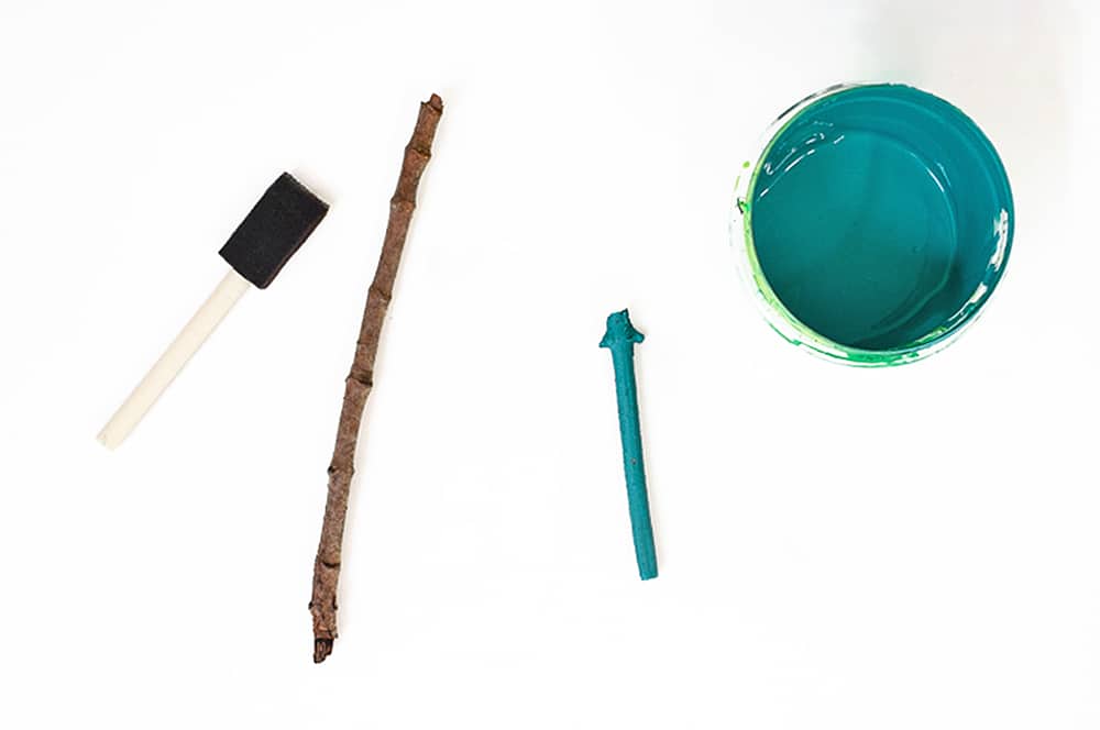 Paint 9 small twigs | Instructions for a DIY Twig Menorah